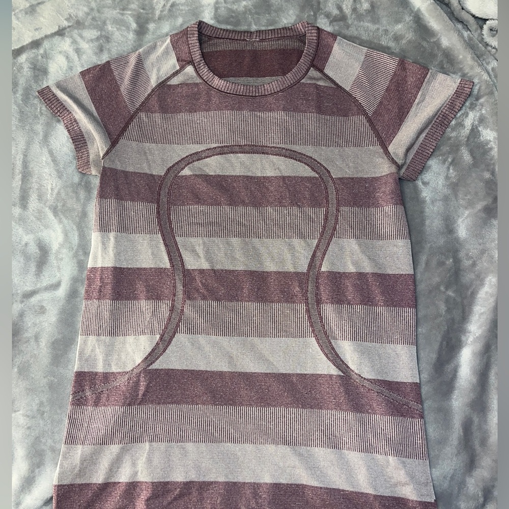 LULULEMON Striped Swiftly Tech - Size 10